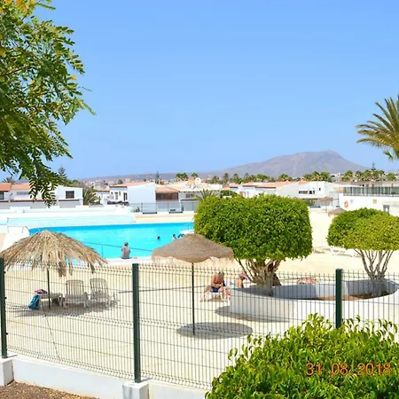 Apartment New Renovated Duplex Near The Ocean Located In Tenerife Sur