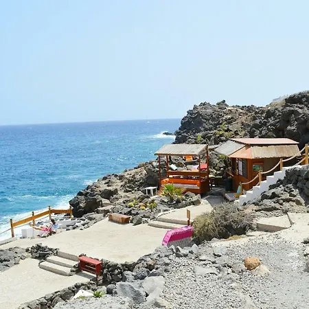 Apartment New Renovated Duplex Near The Ocean Located In Tenerife Sur *