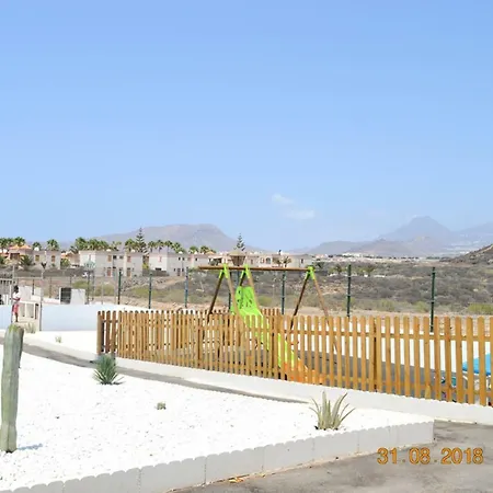 New Renovated Duplex Near The Ocean Located In Tenerife Sur Apartment *