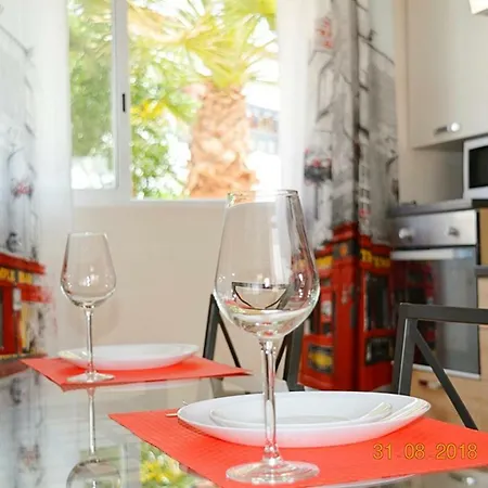 Apartment New Renovated Duplex Near The Ocean Located In Tenerife Sur